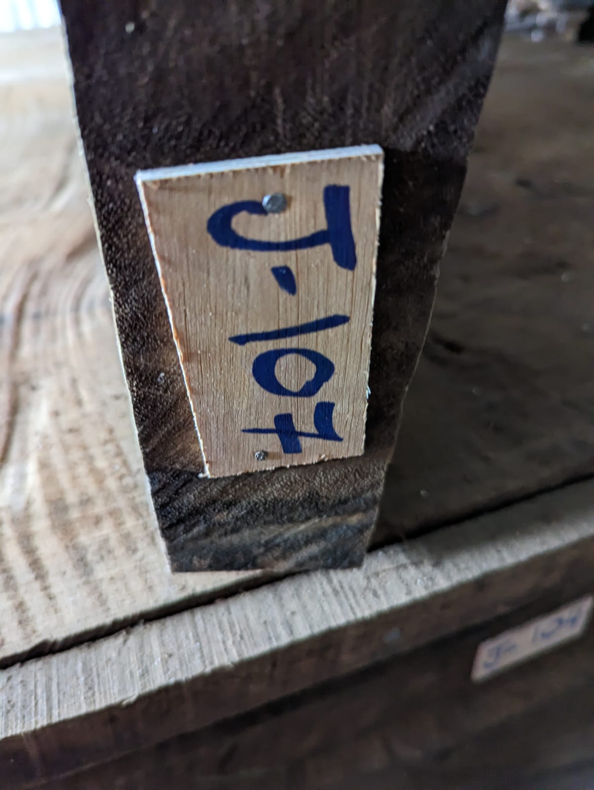 J107