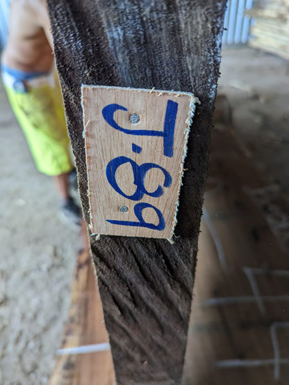 J89