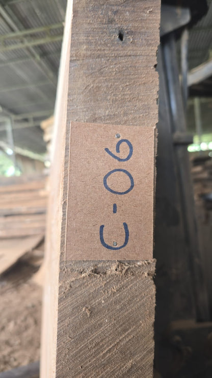 C06
