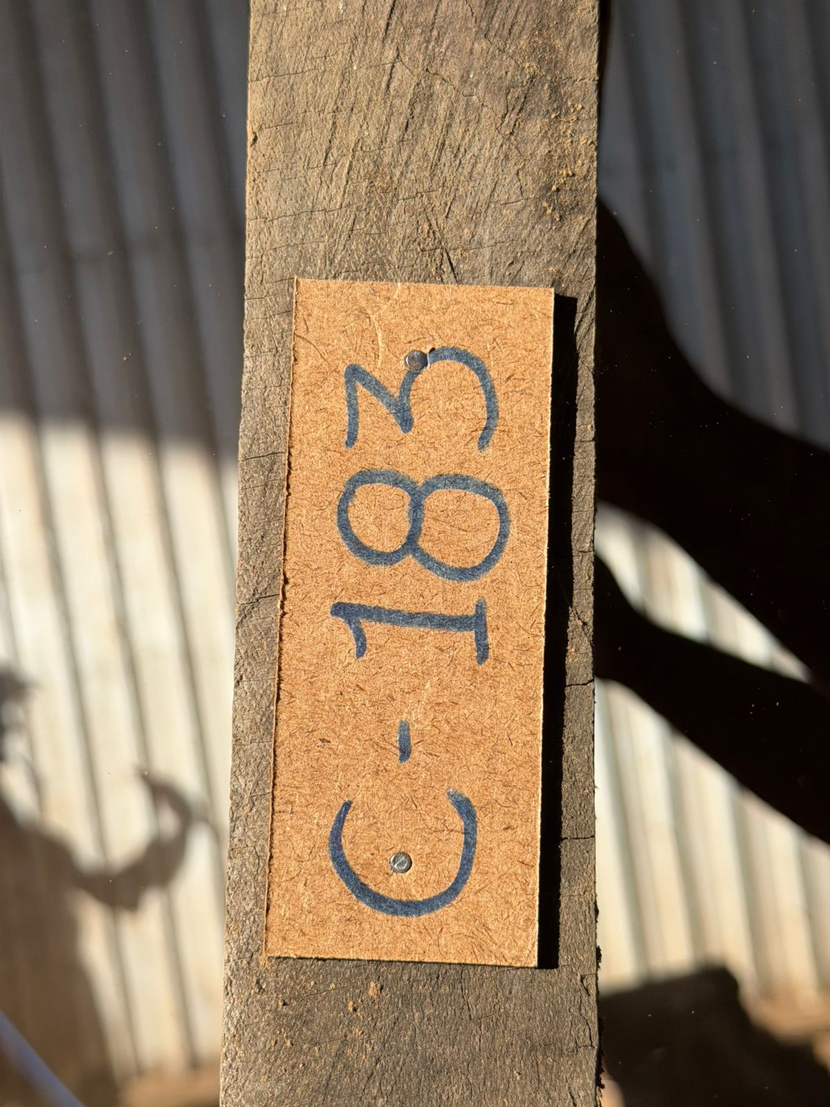 C183